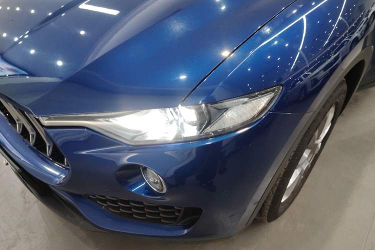 Used Maserati Levante 2019 3.0T Standard Version China VI Left Front Headlight