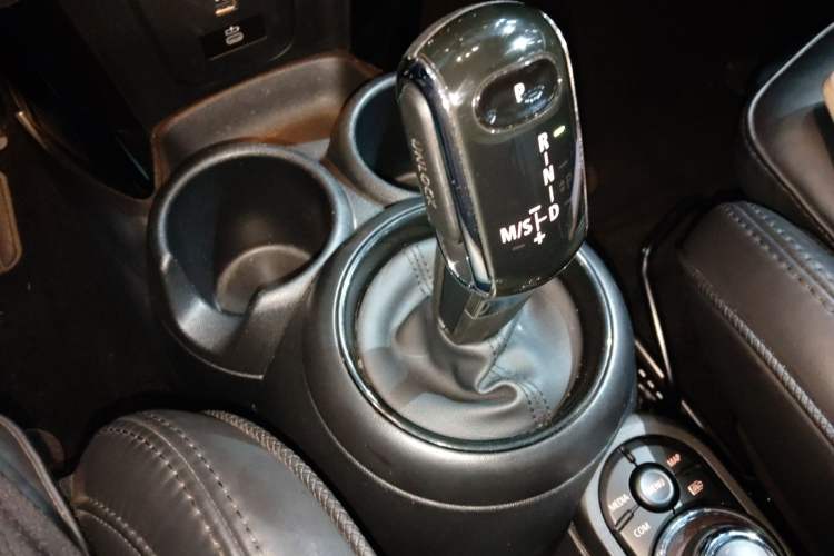 Used MINI 2023 Second Facelift 2.0T COOPER S CABRIO Artist
