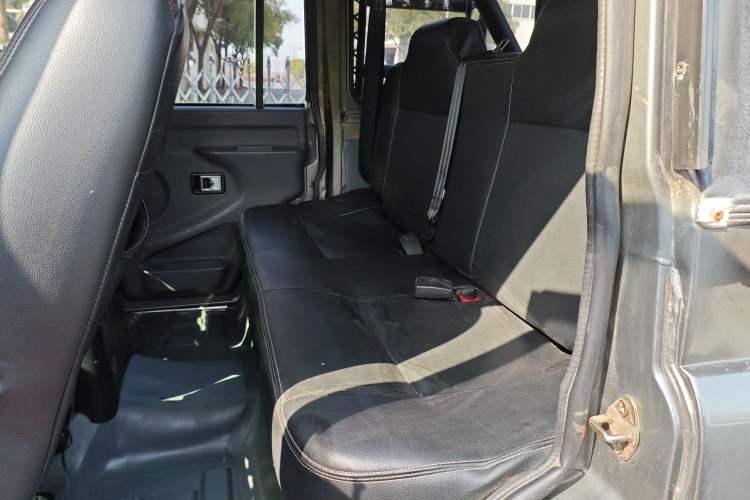 Used BAW 212 Classic 2016 2.0L Square Door Four-Wheel Drive Luxury Version China V
