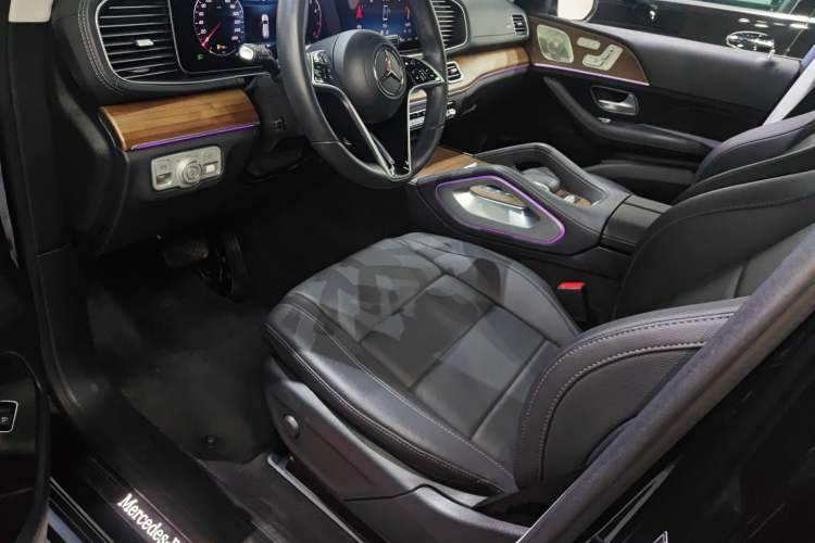 Used Mercedes-Benz GLE 2024 GLE 450 4MATIC Stylish Model
