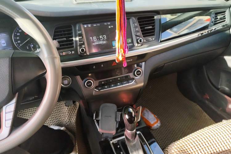 Used Hyundai Mistra 2017 1.8L Automatic Smart GLS China V Standard Audio And AC Panel