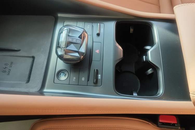 Used BYD Song L EV 2025 Intelligent Driving Version 662 km LiDAR Excellence Edition