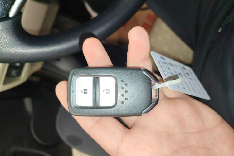 Used Honda Jade 2017 1.8L automatic Comfort version 5 seats