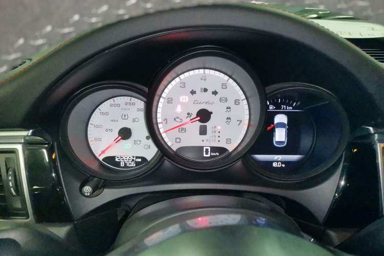 Used Porsche Macan 2016 Macan S 3.0T Instrument Cluster