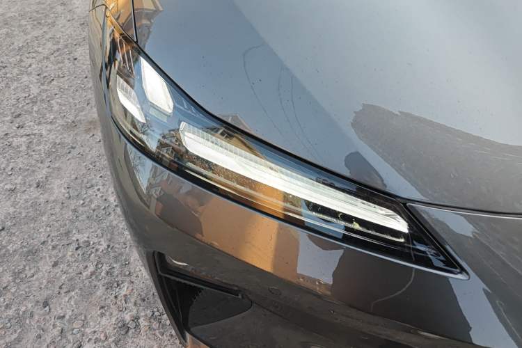 Used Deepal L07 2024 230Max Range-Extended Version Right Front Headlight