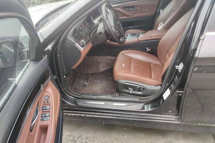 Used BMW 5 Series 2013 525Li Leading Model Driver Seat