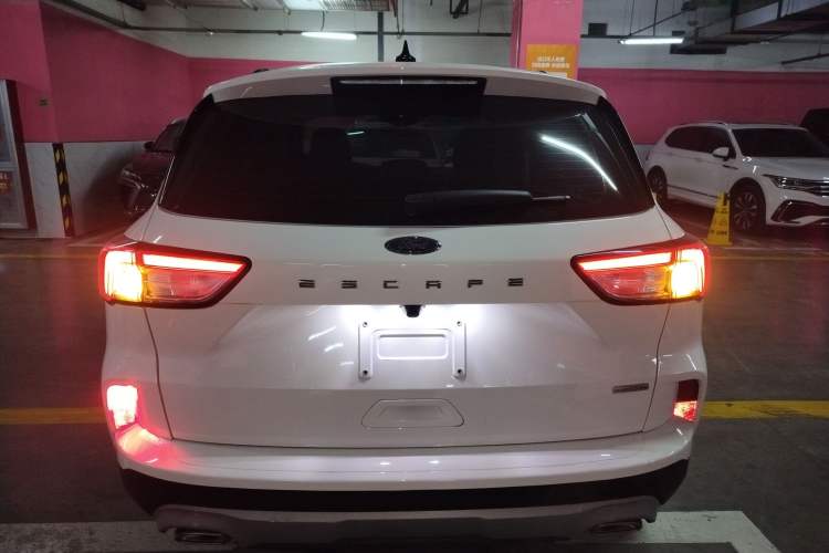 Used Ford Escape 2020 EcoBoost 245 Two-Wheel-Drive Comfort Edition