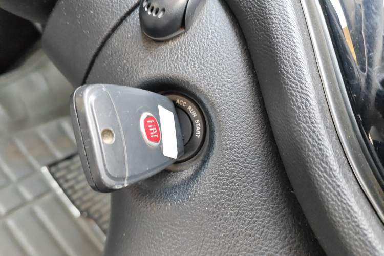 Used Fiat Viaggio 2015 1.4T Manual Enjoyment Edition
