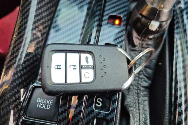 Used Honda Civic 2016 220TURBO CVT Luxury Edition Vehicle Key