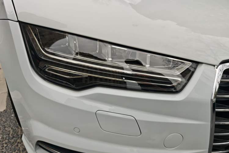 Used Audi A7 2018 40 TFSI Ambition Edition Right Front Headlight