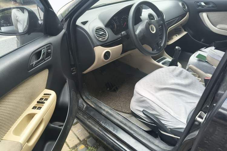 Used Volkswagen Lavida 2011 1.6L Manual Joy Version Driver Seat