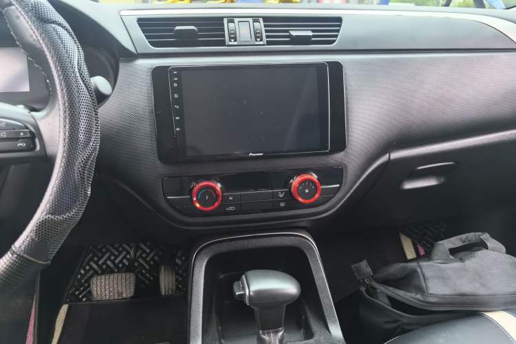 Used Qoros 5 2018 1.6T Automatic Leading Model