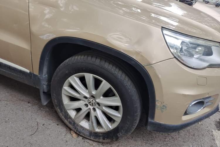 Used Volkswagen Tiguan 2012 2.0 TSI Automatic All-Wheel Drive Flagship Edition Right Front Wheel Hub