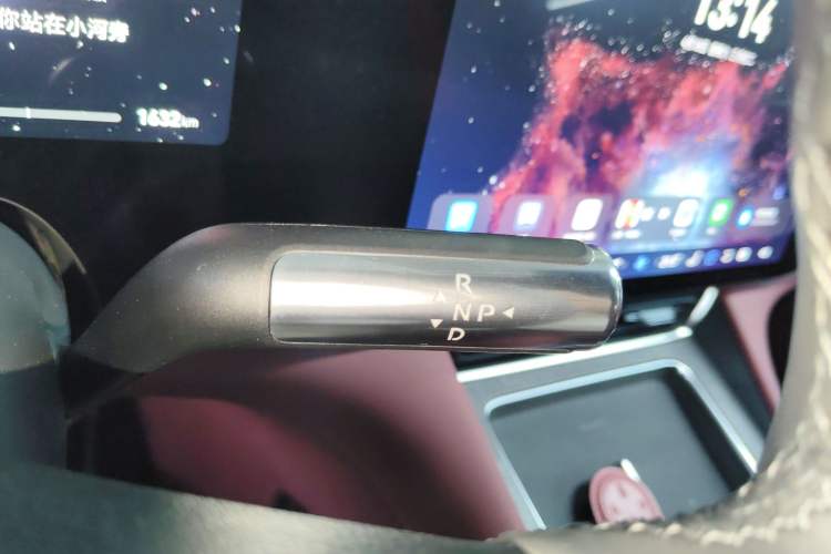 Used Hima AITO M8 2025 Extended-Range Max+ Version 53.4 kWh 6-Seater Edition
