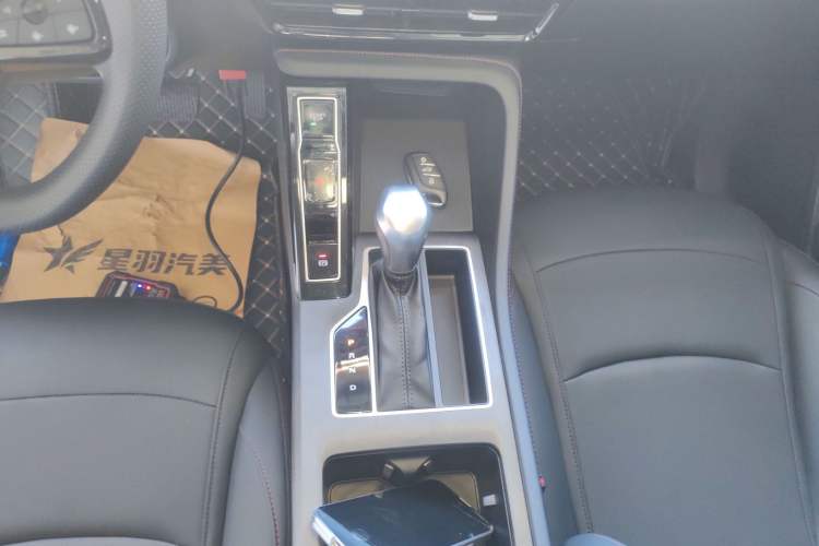 Used Roewe i5 2023 1.5L CVT Luxury Edition
