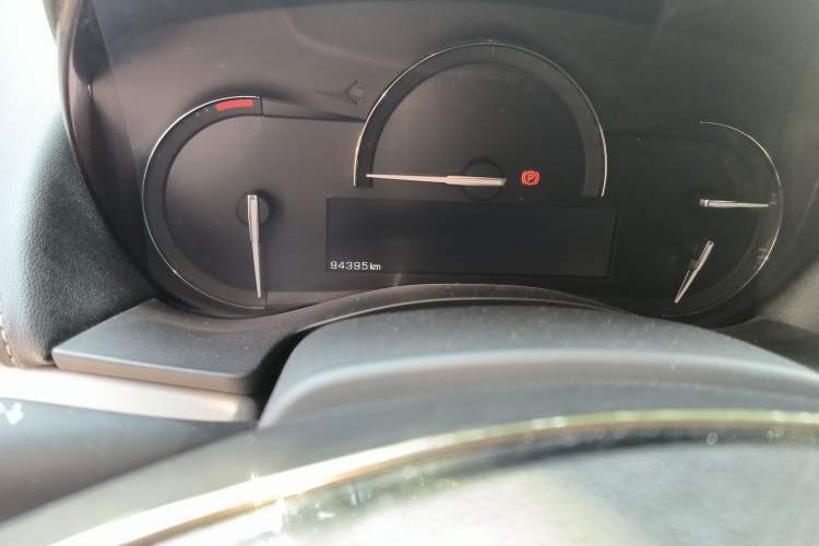 Used Cadillac ATS-L 2017 28T Fashion Edition Odometer Close Up