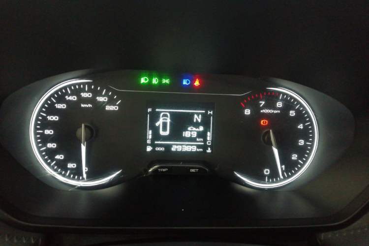 Used Wuling Alvez 2022 1.5L Manual Comfort Version
