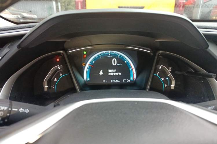 Used Honda Civic 2016 220TURBO CVT Prestige Edition
