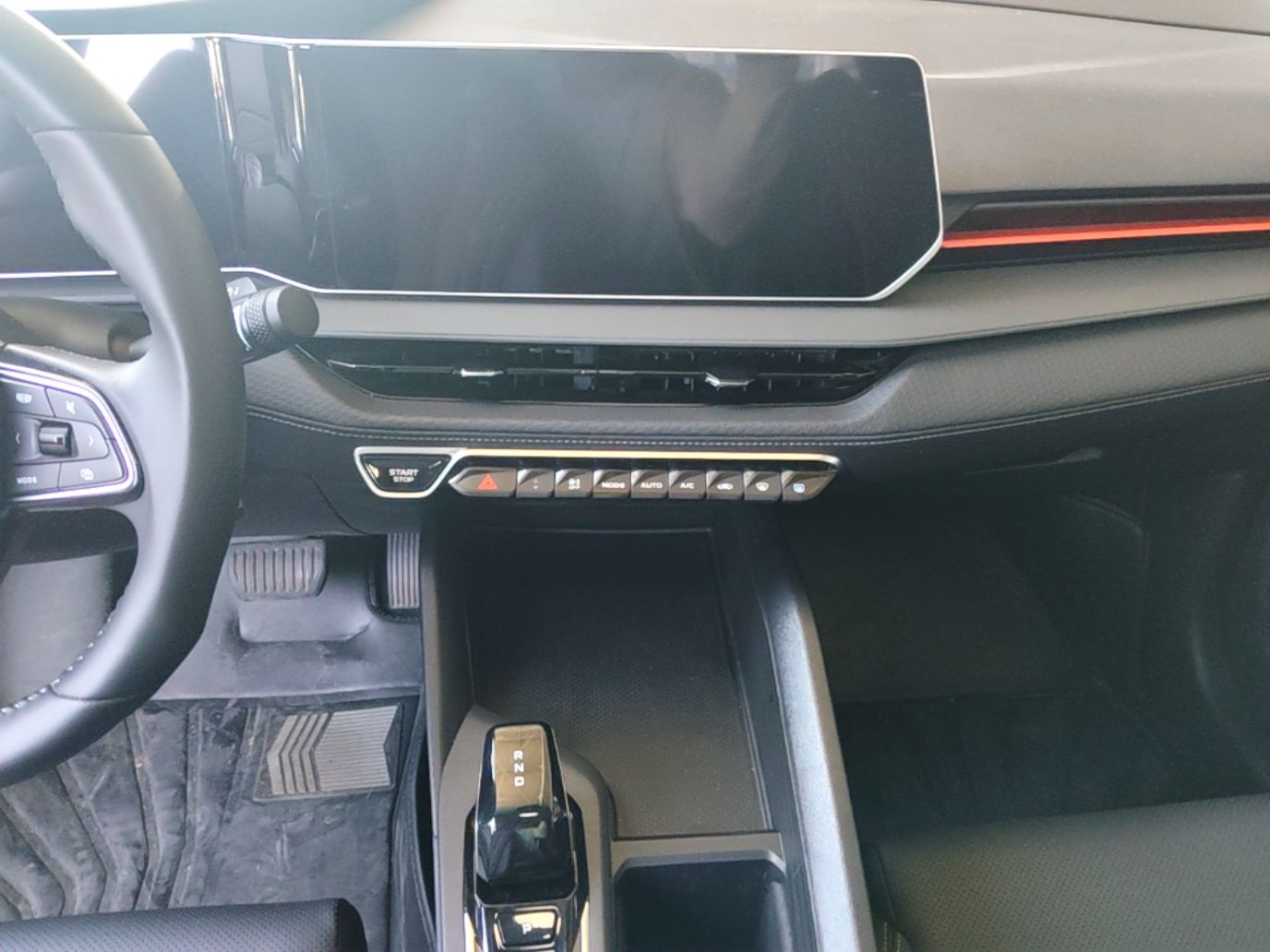 Geely Auto Binray 2024 Binrui COOL 1.5T DCT Longteng Edition — снимка 15