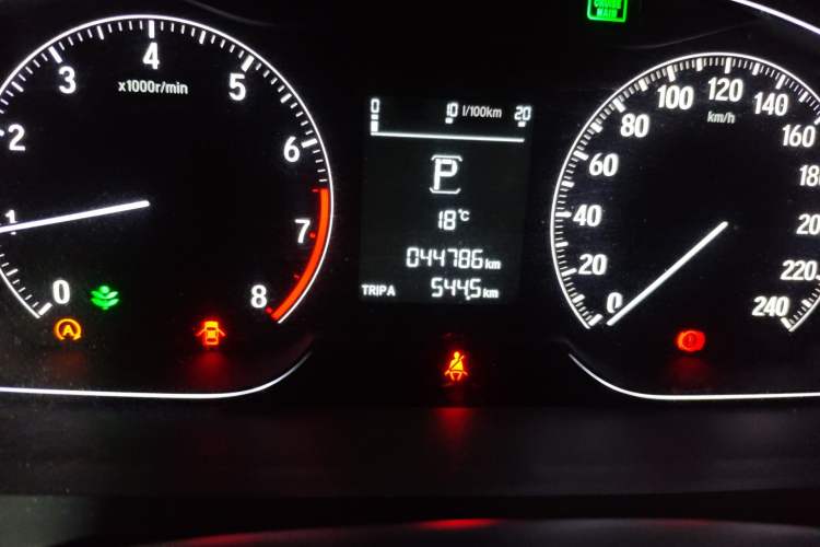 Used Honda Accord 2018 260TURBO Elite Edition China V Odometer Close Up