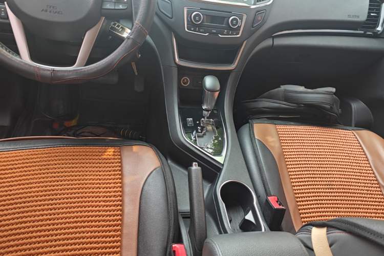 Used Dongfeng Aeolus AX5 2017 1.4T Automatic Qushang Model

