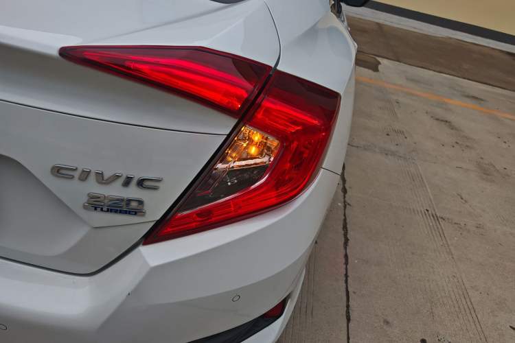 Used Honda Civic 2019 220TURBO CVT Dynamic Edition China VI Right Rear Taillight
