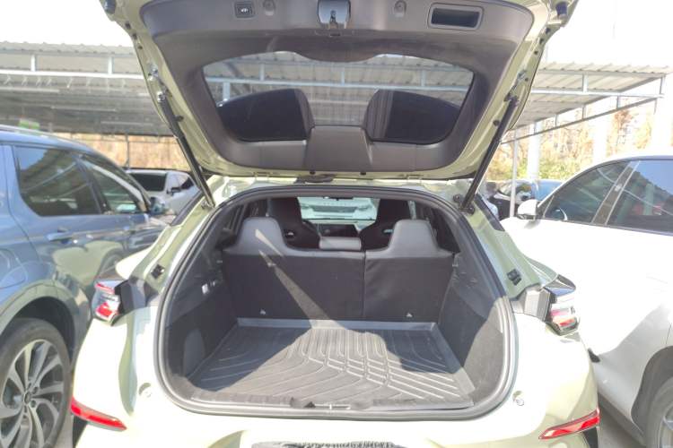 Used Changan UNI-T 2022 2.0T Flagship Edition
