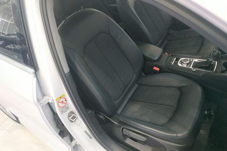 Used Audi A3 2020 Limousine 35 TFSI Fashion Edition China VI Emission Standard
