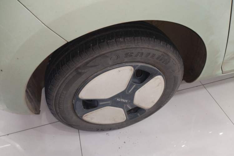 Used CHANGAN NEVO Lumin 2022 210km Sweet Edition Exterior 5