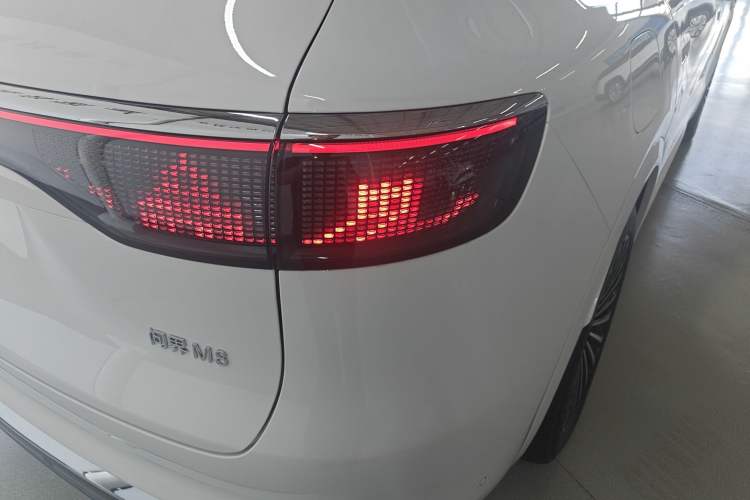 Used Hima AITO M8 2025 Extended-Range Max+ Version 53.4 kWh 5-Seater Edition