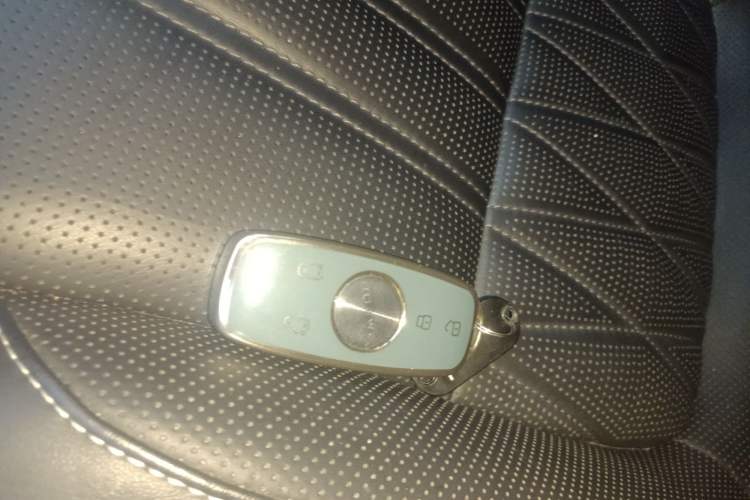 Used Roewe iMAX8 2022 400TGI Prestige Edition Interior 1