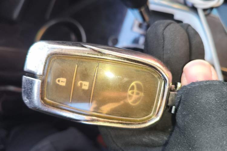 Used Toyota RAV4 2013 2.5L Automatic 4x4 Luxury Edition
