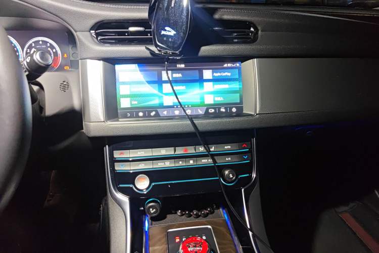 Used Jaguar XFL 2020 XFL 2.0T P250 Two-Wheel-Drive Luxury Edition