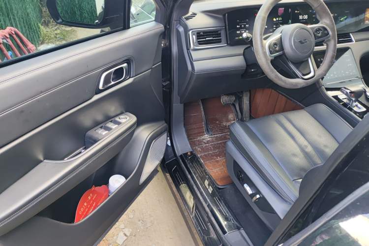 Used Li Auto ONE 2020 Extended-Range 6-Seater Version
