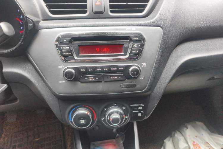 Used Kia K2 2011 Sedan 1.4L Manual Transmission GL
