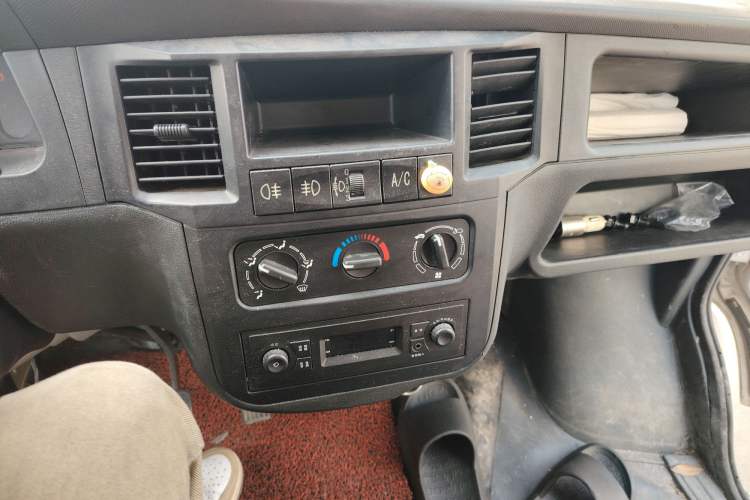 Used Wuling Zhiguang 2015 1.2L Practical LS-I Model
