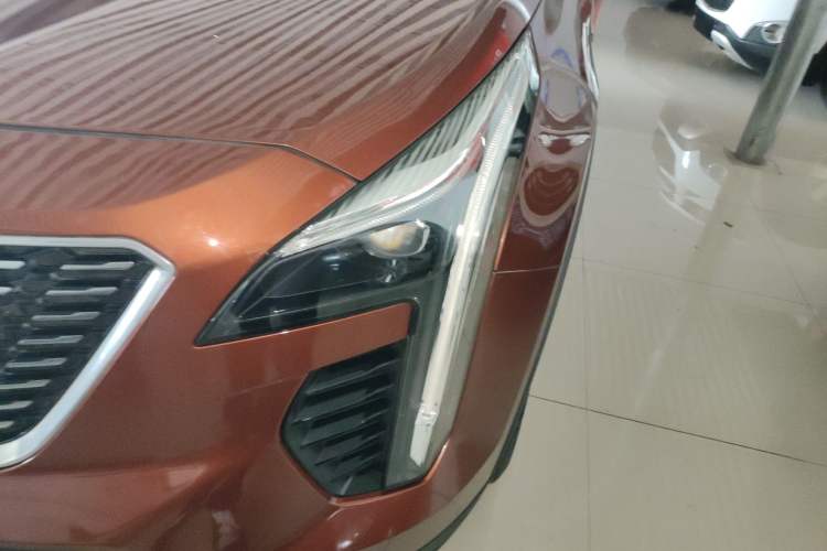 Used Cadillac XT4 2018 28T Two-Wheel Drive Leading Version Left Front Headlight