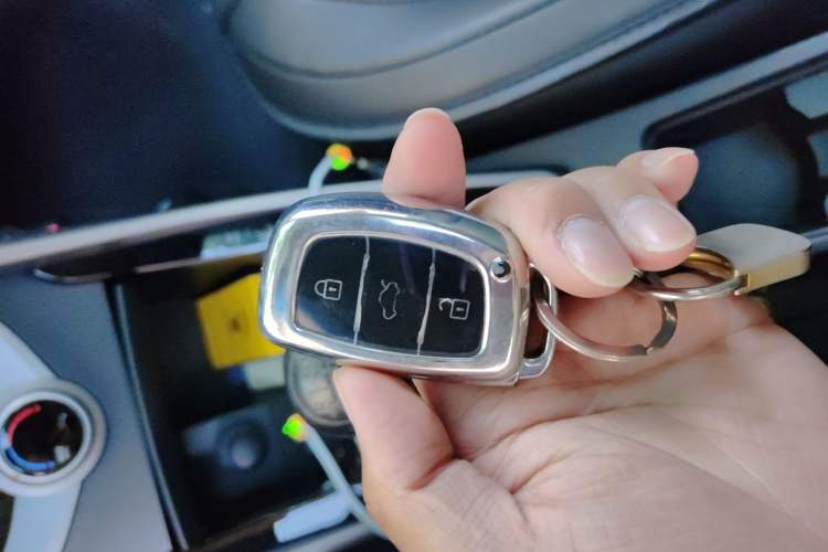 Used Hyundai Elantra (5th Generation / Langdong) 2016 1.6L Manual Luxury Model
