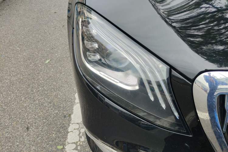 Used Mercedes-Benz Maybach S-Class 2020 S 450 4MATIC Right Front Headlight