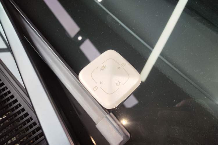 Used Zeekr 001 2024 WE Edition 95 kWh All-Wheel Drive Vehicle Key