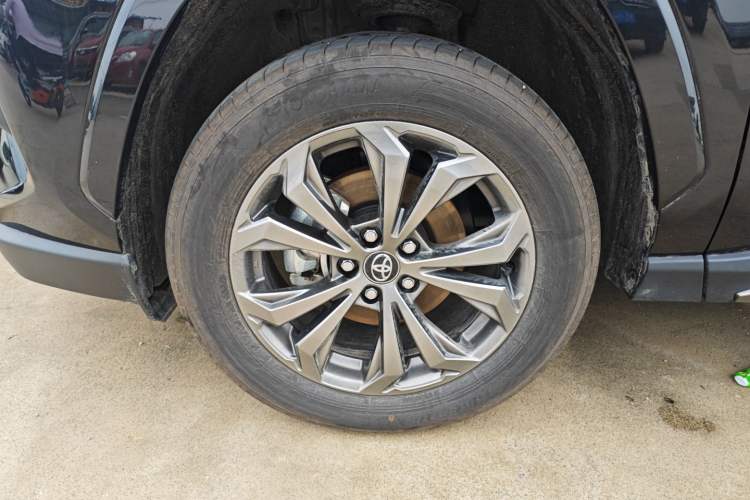 Used Toyota RAV4 2024 2.0L CVT Two-Wheel Drive Fashion Plus Edition