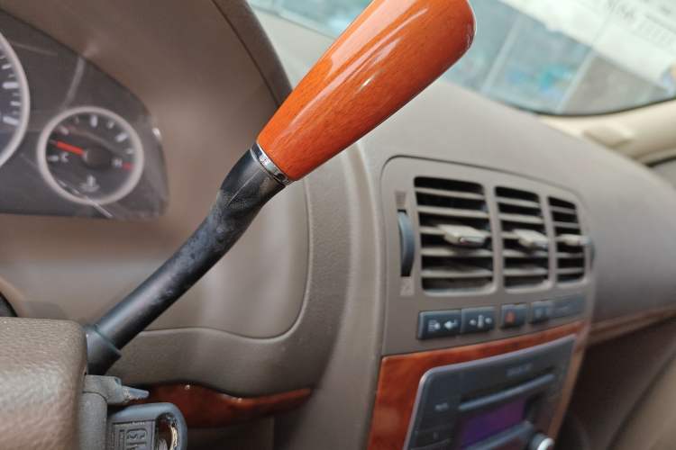 Used Buick GL8 2011 2.4L CT Comfort Edition