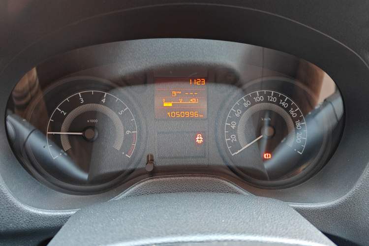 Used Peugeot 301 2014 1.6L Manual Comfort Edition Instrument Cluster