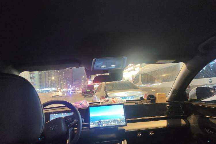 Used BYD Qin L 2025 DM-i Smart Drive 80KM Leading Model