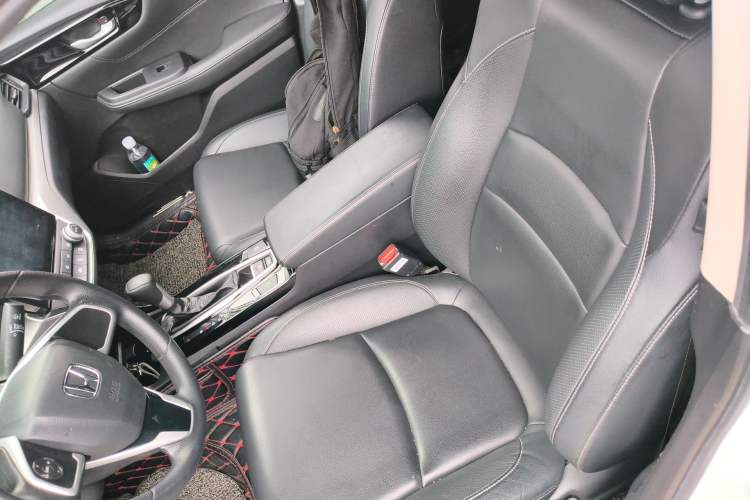 Used Honda Envix 2019 180TURBO CVT Enjoyment Edition China VI Left Front Seat