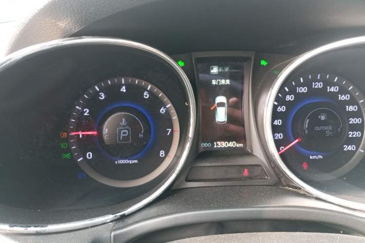 Used Hyundai Santa Fe 2013 2.4L Automatic 2WD Comfort Edition