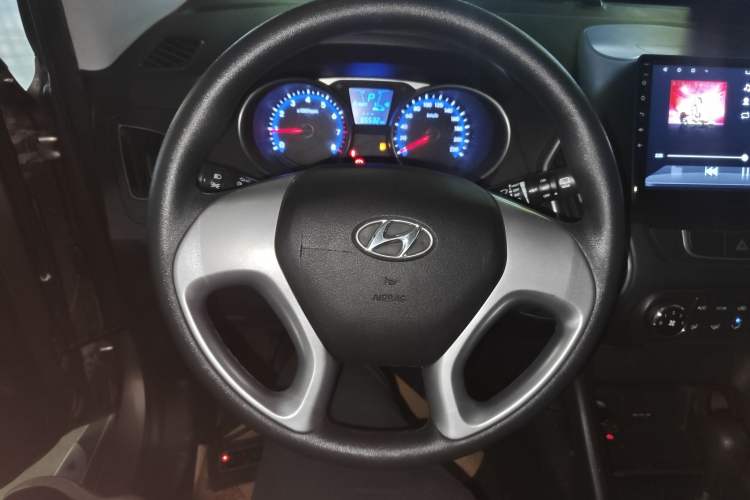 Used Hyundai ix35 2015 2.0L Automatic 2WD Comfort Edition China IV Standard
