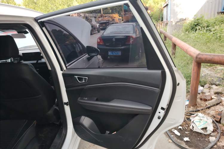 Used Wuling Jiachen 2022 1.5T CVT Smart Luxury Version
