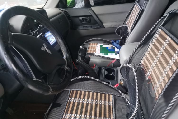 Used Mitsubishi Pajero 2011 V73 3.0L MT GL Left Front Seat