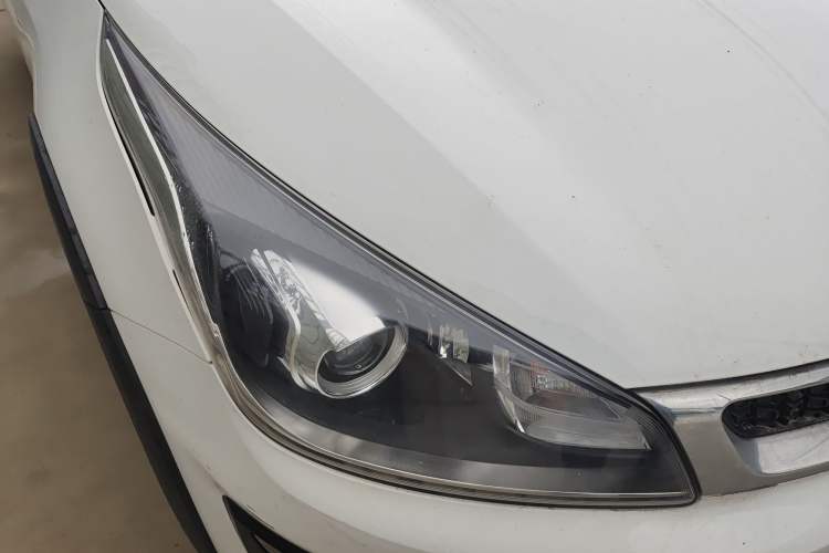 Used Kia KX Cross 2018 1.6L Automatic Dynamic Sunroof Version
